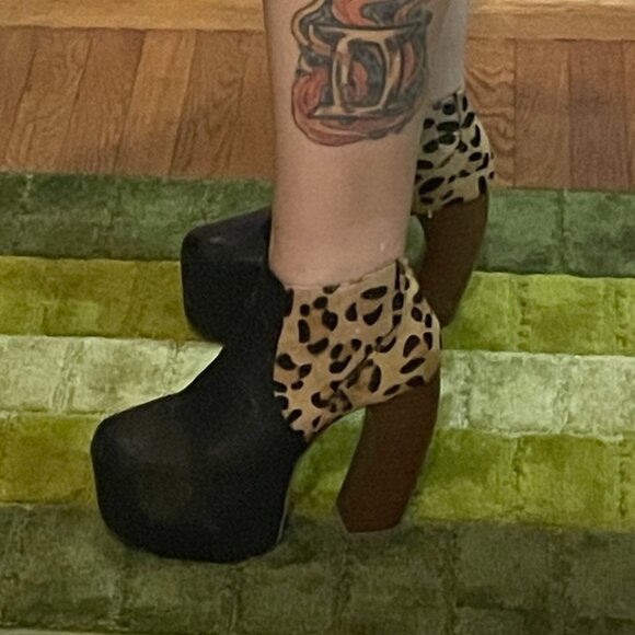 Super Hawt Jeffrey Campbell *CONGRESS* Leopard Platforms, Size 9! RARE! - Picture 15 of 15